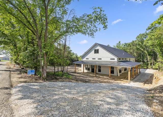 Property at 3 Willow Ln, Kimberling, MO 65686, 4 beds, 3.5 baths