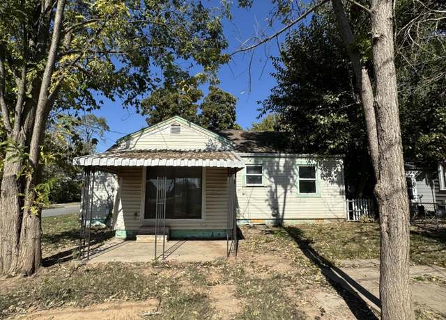 Property at 932 W Florida St, Springfield, MO 65803, 2 beds, 1 bath