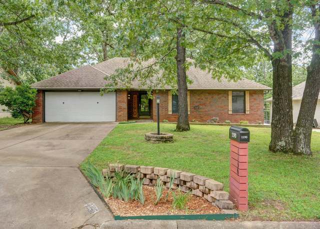 Property at 1190 W Bradley St, Springfield, MO 65803, 3 beds, 2 baths