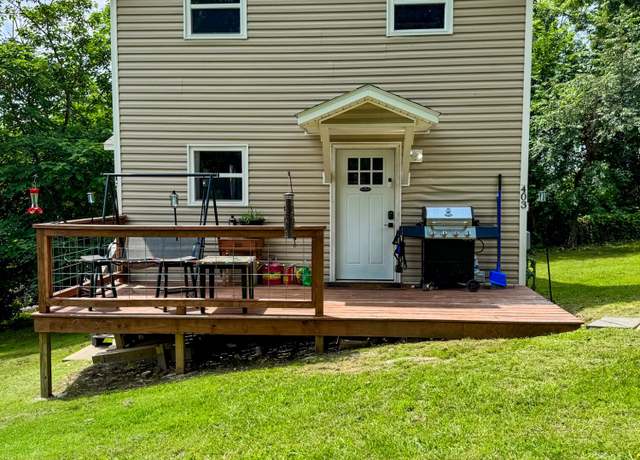 Property at 403 Beaver Circle Dr, Anderson, MO 64831, 3 beds, 1.5 baths