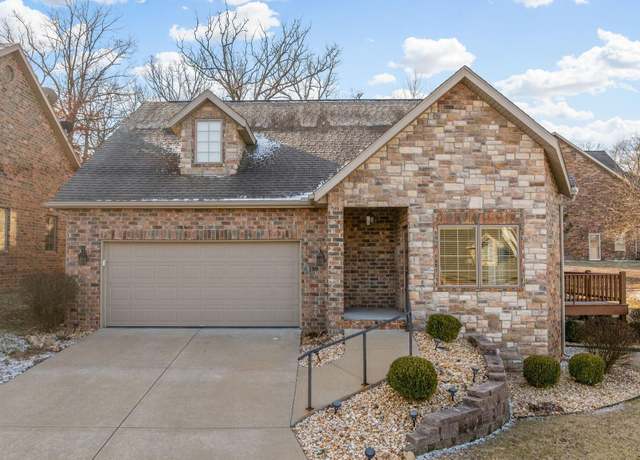 Property at 138 Lakehills Drive Dr, Branson, MO 65616, 3 beds, 2.5 baths