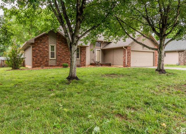 Property at 908 Fort Ct, Nixa, MO 65714, 3 beds, 2 baths