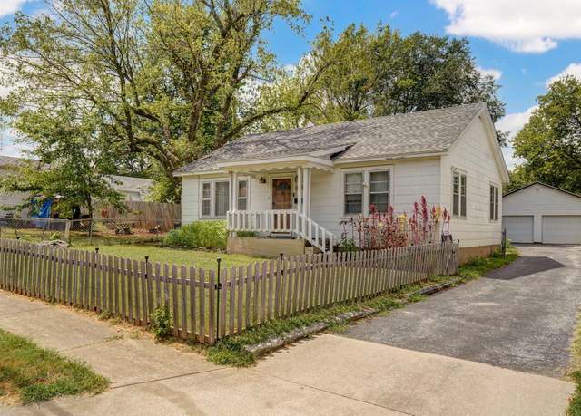 Property at 1553 S Missouri Ave, Springfield, MO 65807, 4 beds, 1.5 baths