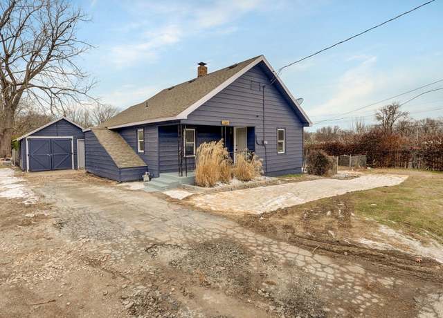 Property at 2337 N Fremont Ave, Springfield, MO 65803, 2 beds, 1 bath