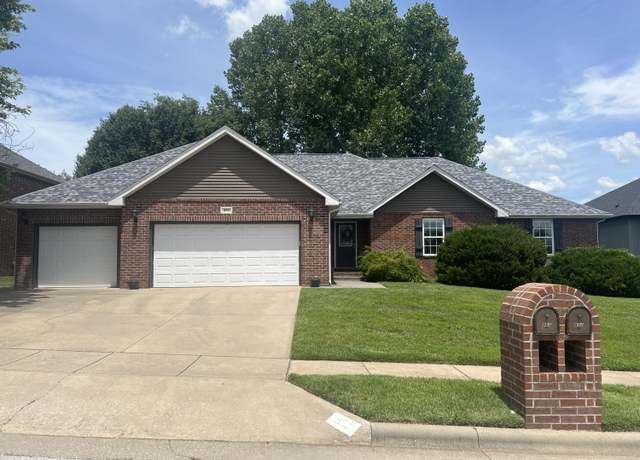 Property at 853 E Meadow Garden Ct, Nixa, MO 65714, 4 beds, 2.5 baths