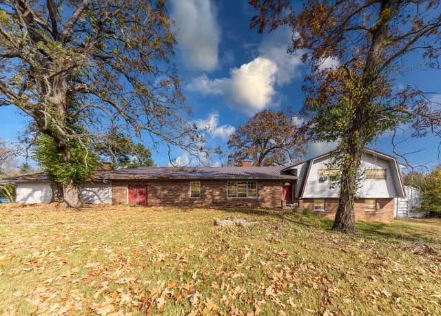 Property at 16 County Road 393, Thayer, MO 65791, 5 beds, 3 baths