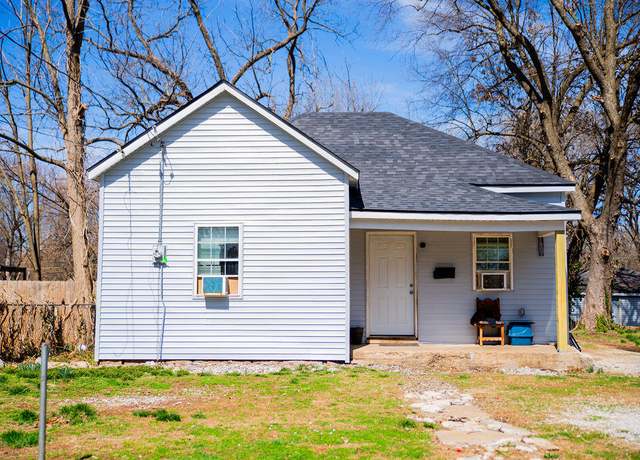 Property at 811 W Nichols St, Springfield, MO 65802, 2 beds, 1 bath