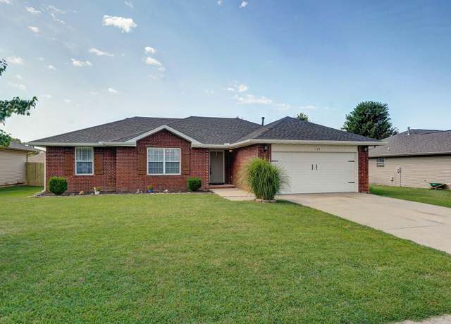 Property at 155 E Ledgestone Dr, Rogersville, MO 65742, 3 beds, 2 baths