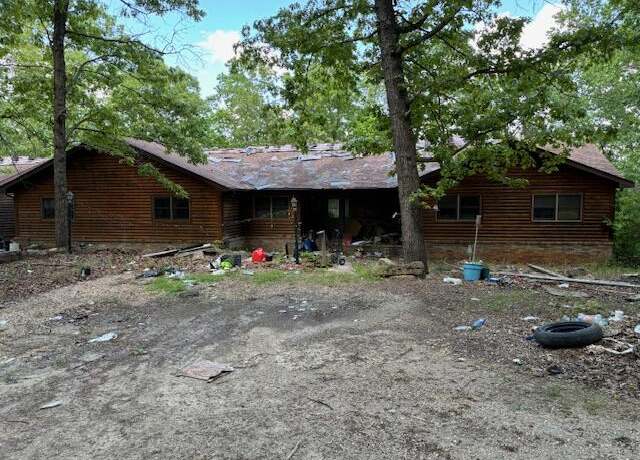 Property at 98 Fine Dr, Galena, MO 65656, 4 beds, 3.5 baths