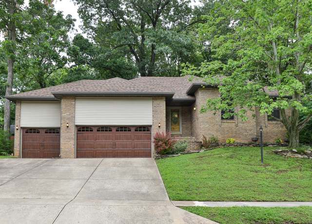 Property at 3841 W Woodland St, Springfield, MO 65807, 3 beds, 2 baths