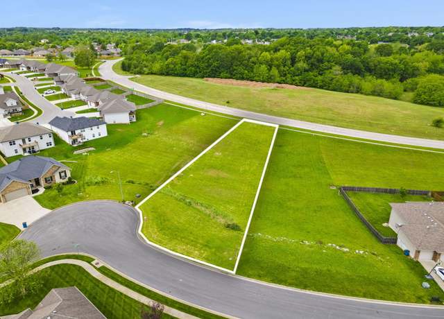 Property at 721 Oak Terrace Dr, Nixa, MO 65714