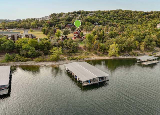 Property at 41 Western Red Cedar St, Branson, MO 65616, 4 beds, 3.5 baths