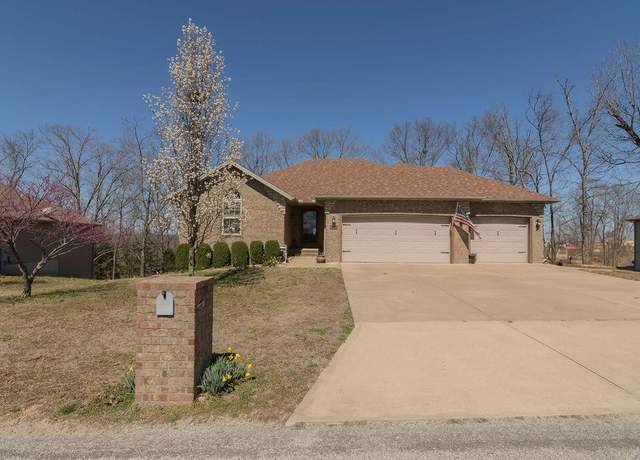 Property at 1405 Emory Creek Blvd, Branson, MO 65616, 5 beds, 3 baths