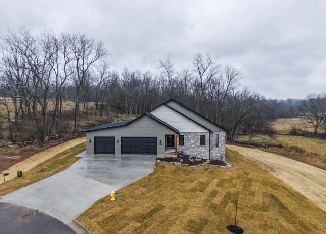 Property at 760 S Reaghan Lane Ln, Republic, MO 65738, 5 beds, 2.5 baths