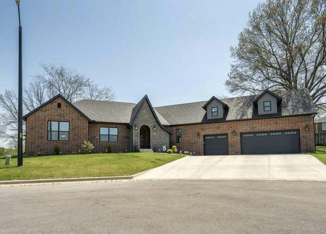 Property at 1610 E Silo Ridge Dr, Ozark, MO 65721, 5 beds, 2.5 baths