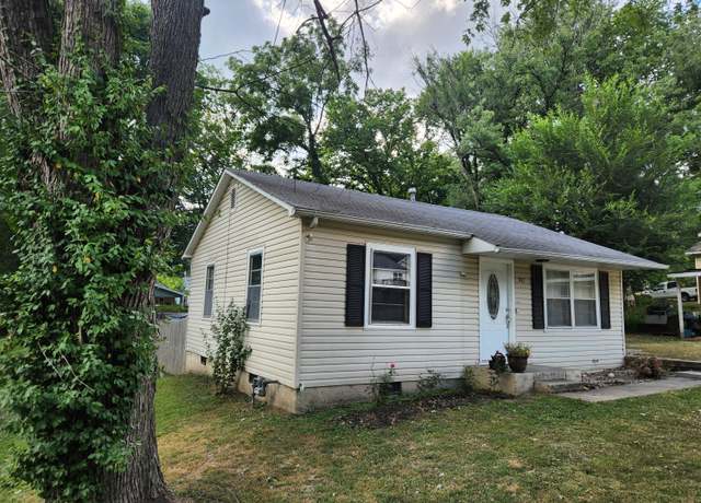 Property at 1412 Townsend St, Cassville, MO 65625, 2 beds, 1 bath