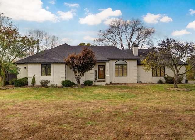 Property at 1710 Utah Ct, Nixa, MO 65714, 5 beds, 3 baths
