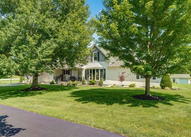 Property at 1568 Glossip Ave, Highlandville, MO 65669, 3 beds, 2.5 baths