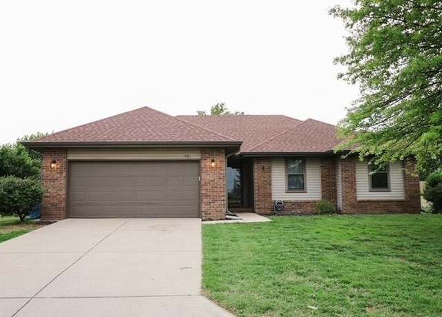 Property at 581 Bradford Ave, Nixa, MO 65714, 3 beds, 2 baths