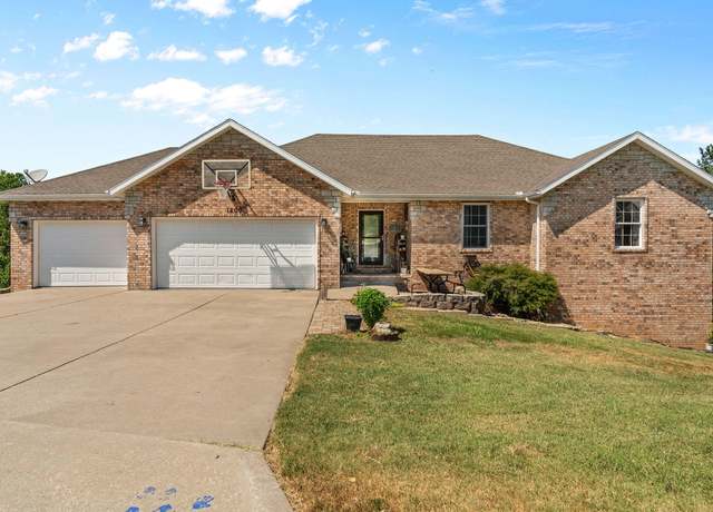 Property at 1209 E Jay St, Ozark, MO 65721, 6 beds, 3 baths