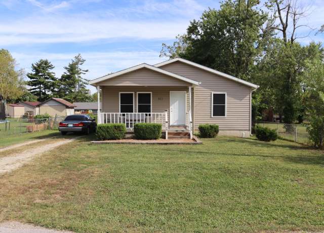 Property at 513 E Summit Ave, Seymour, MO 65746, 3 beds, 2 baths