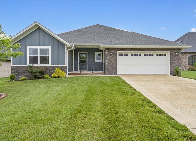 Property at 1257 W Gaslight Dr, Springfield, MO 65810, 4 beds, 2.5 baths
