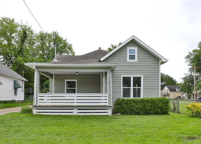 Property at 720 W Mount Vernon St, Springfield, MO 65806, 3 beds, 2.5 baths