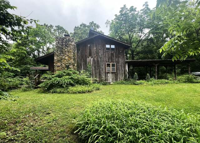 Property at 2001 County Road 6460, West Plains, MO 65775, 3 beds, 1.5 baths