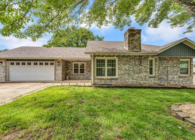 Property at 1211 S 17th Ave, Ozark, MO 65721, 3 beds, 2 baths