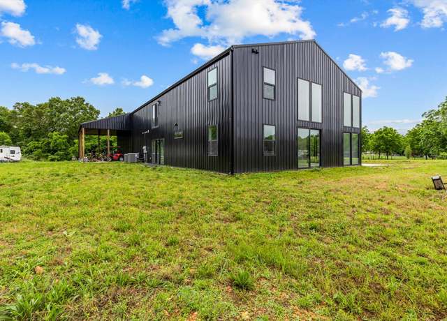 Property at 176 Shooting Star Ln, Nixa, MO 65714, 3 beds, 4 baths