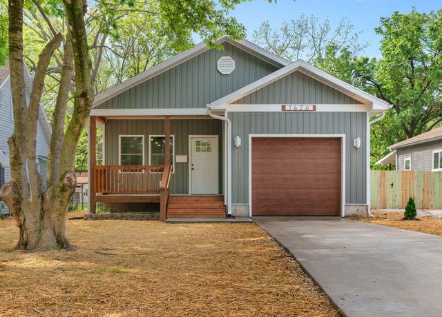 Property at 1626 W Lee St, Springfield, MO 65803, 3 beds, 2 baths