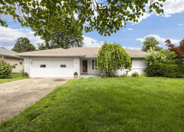 Property at 4542 S Graystone Ct, Springfield, MO 65804, 3 beds, 2 baths