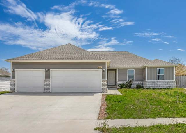 Property at 1402 S Olde Savannah Ave, Republic, MO 65738, 4 beds, 2 baths