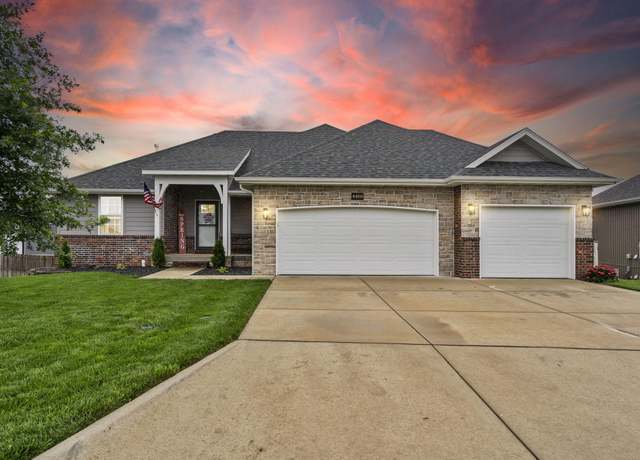 Property at 4488 Venice Ave, Ozark, MO 65721, 5 beds, 3 baths