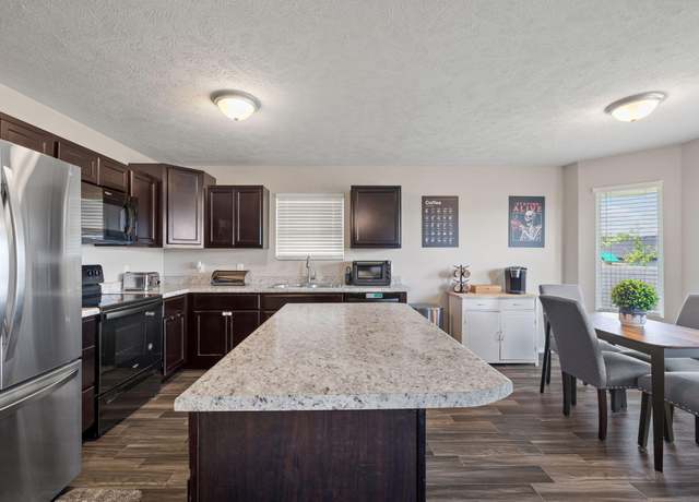 Property at 460 Hudson Ave, Republic, MO 65738, 3 beds, 2 baths
