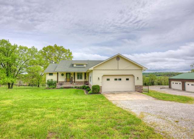 Property at 7776 State Highway 39, Aurora, MO 65605, 3 beds, 2.5 baths