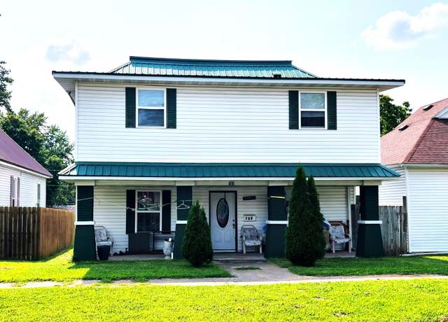 Property at 702 4th St, Monett, MO 65708, 4 beds, 2 baths