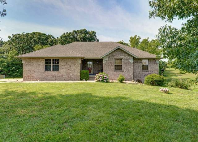Property at 136 Cedar Dale Ln, Ozark, MO 65721, 4 beds, 3 baths