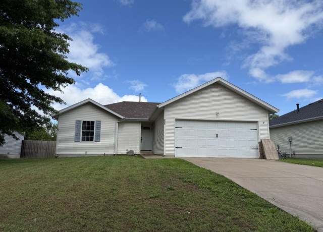 Property at 208 Justin St, Rogersville, MO 65742, 3 beds, 2 baths
