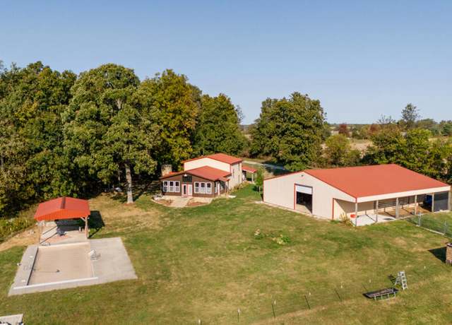 Property at 620 Washam Rd, Clever, MO 65631, 2 beds, 2 baths