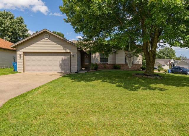 Property at 828 S Chinkapin Ave, Nixa, MO 65714, 3 beds, 2 baths