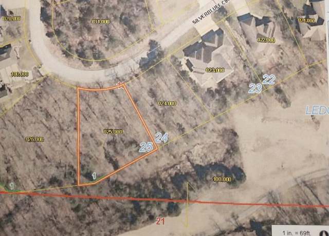 Property at 909 Silver Bluff Cir, Branson West, MO 65737