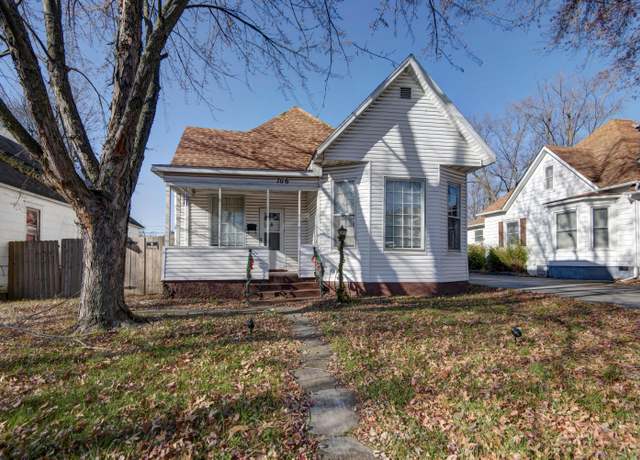 Property at 706 N Central Ave, Monett, MO 65708, 3 beds, 1.5 baths