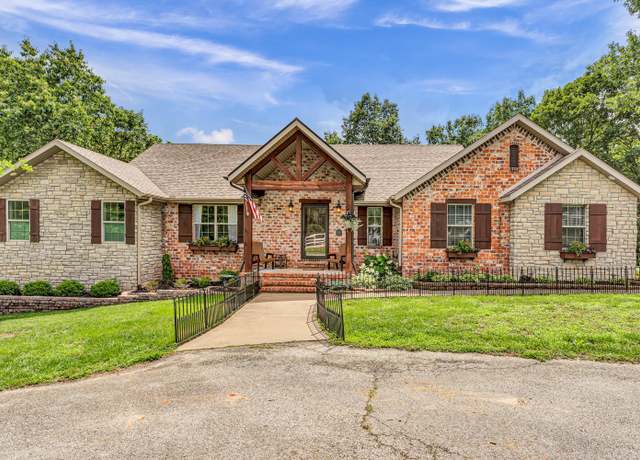 Property at 2029 Moon Valley Rd, Ozark, MO 65721, 5 beds, 4.5 baths