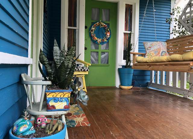 Property at 1401 E Mcdaniel St, Springfield, MO 65802, 2 beds, 2 baths