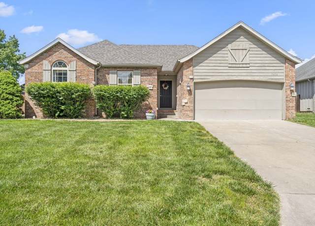 Property at 5606 N 6th Ave, Ozark, MO 65721, 3 beds, 2 baths