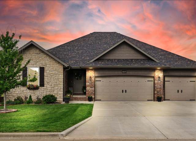 Property at 4647 Palma Ct, Ozark, MO 65721, 6 beds, 3 baths
