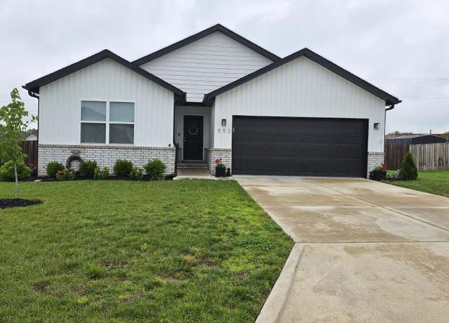 Property at 552 S Michelle Ave, Republic, MO 65738, 3 beds, 2 baths