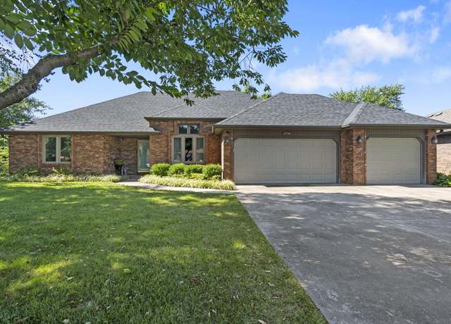 Property at 3730 W Birchwood Ct, Springfield, MO 65807, 3 beds, 2 baths
