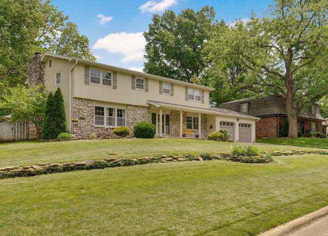 Property at 2842 S Glendale Ave, Springfield, MO 65804, 4 beds, 3 baths